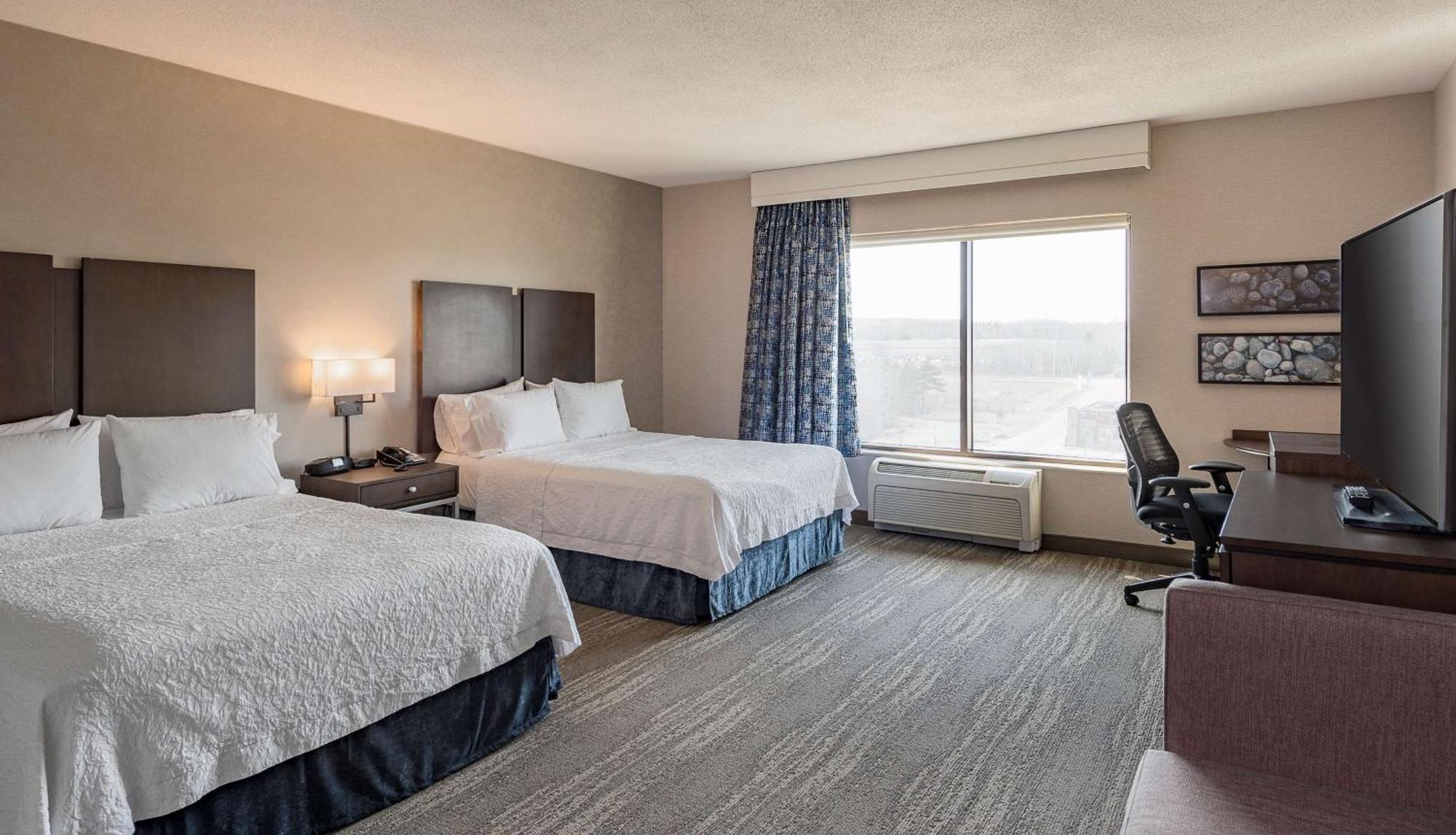 Hampton Inn & Suites By Hilton Dartmouth - Halifax Exterior photo